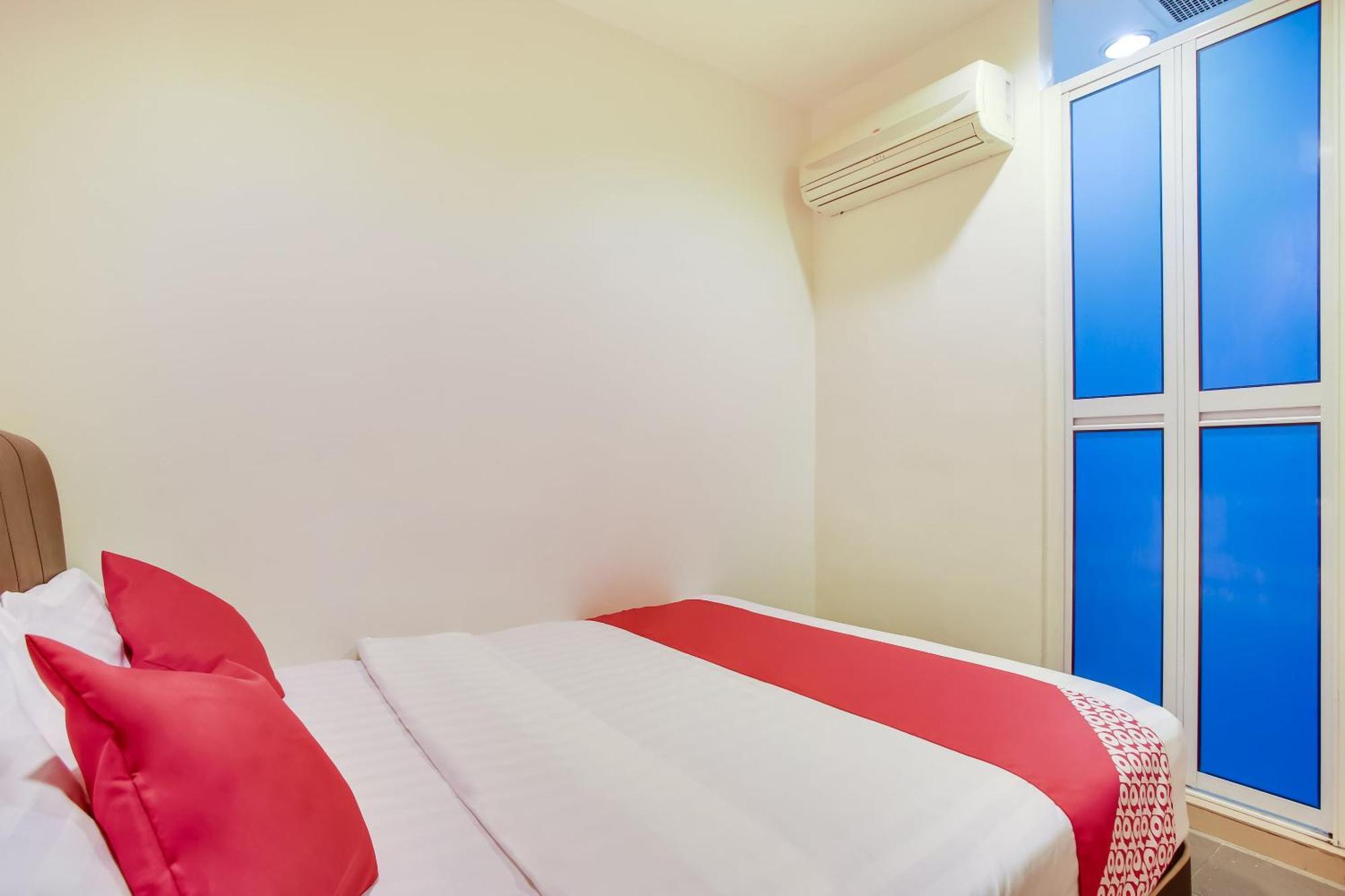 OYO 90282 Hotel Taj Inn, Seksyen 7 Shah Alam Kültér fotó